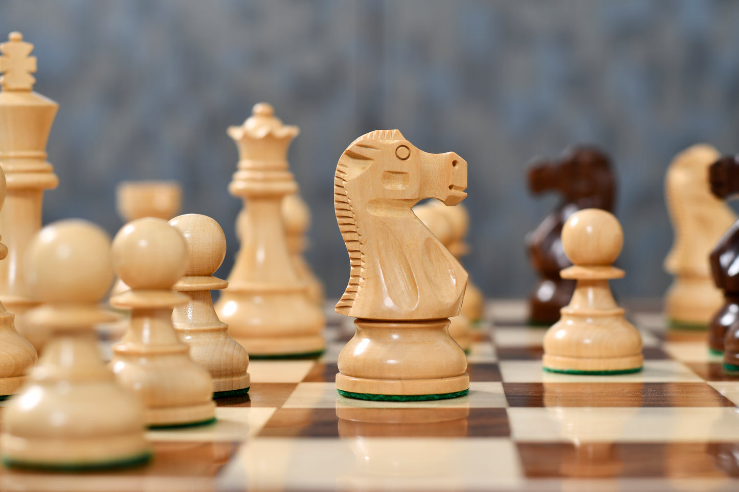 Reproduced 1972 Reykjavik Championship Series Chess Pieces in Sheesham & Boxwood - 3.7" King