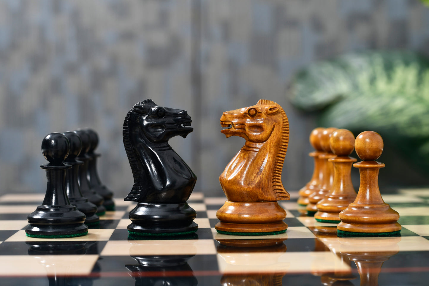 The 1849 Cooke Jaques Staunton Weighted 3.5 inch King Chess Pieces in Ebony wood and Vintage Antique Boxwood