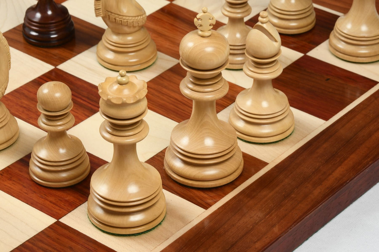 Combo of Indian Chetak II Customized Staunton Chess Set in Bud Rose / Box Wood with Bud Rosewood Chess Board - 4.2" King