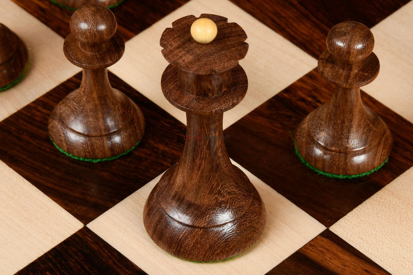 The 1950s Soviet (Russian) Latvian Reproduced Chess Pieces in Sheesham & Natural Boxwood - 4.1" King