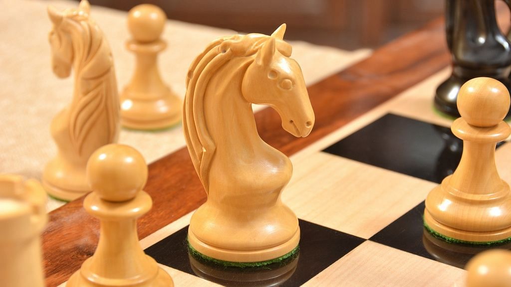 Combo of Reproduced 1963-1966 Piatigorsky Cup Chess Set with Wooden Board in Ebony / Box Wood - 4.2" King