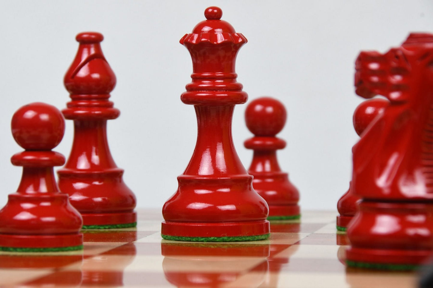 The Smokey Staunton Chess Pieces in Painted Boxwood - 3.8" King with Board