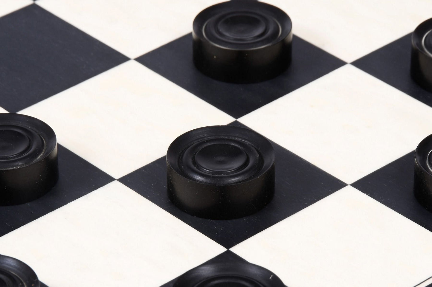 Wooden Checkers / Draught Set in Stained Dyed Boxwood & Natural Box wood - 35mm