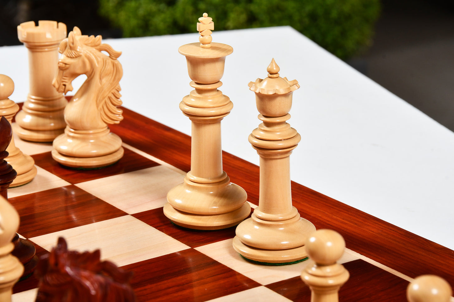 The French Warrior Luxury Wooden Chess Pieces in Bud Rose Wood & Box Wood - 4.4" King
