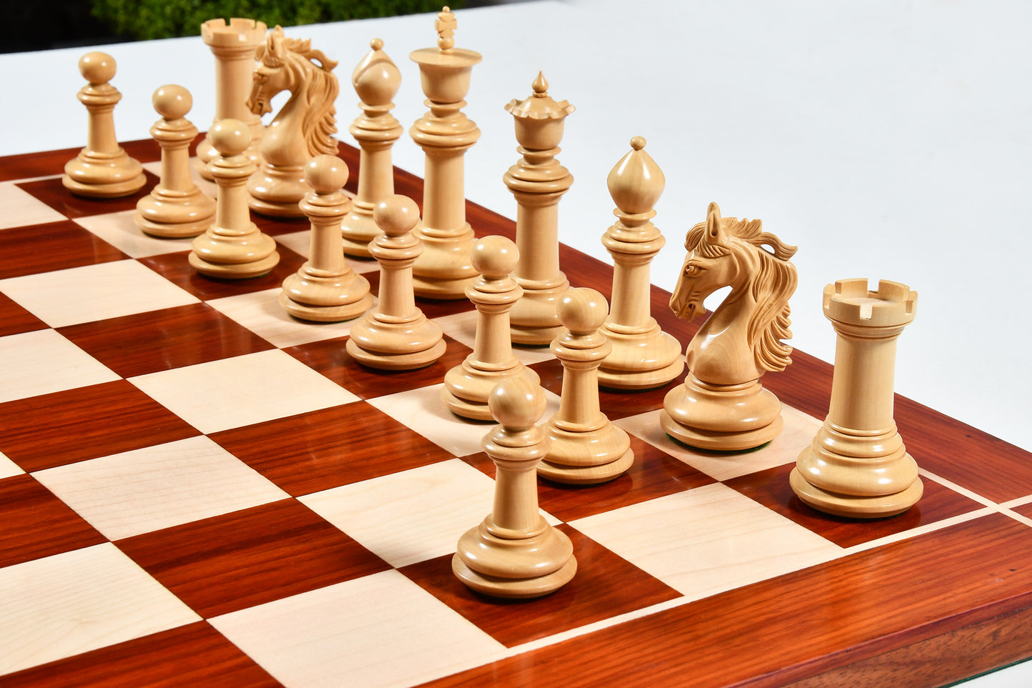 The French Warrior Luxury Wooden Chess Pieces in Bud Rose Wood & Box Wood - 4.4" King
