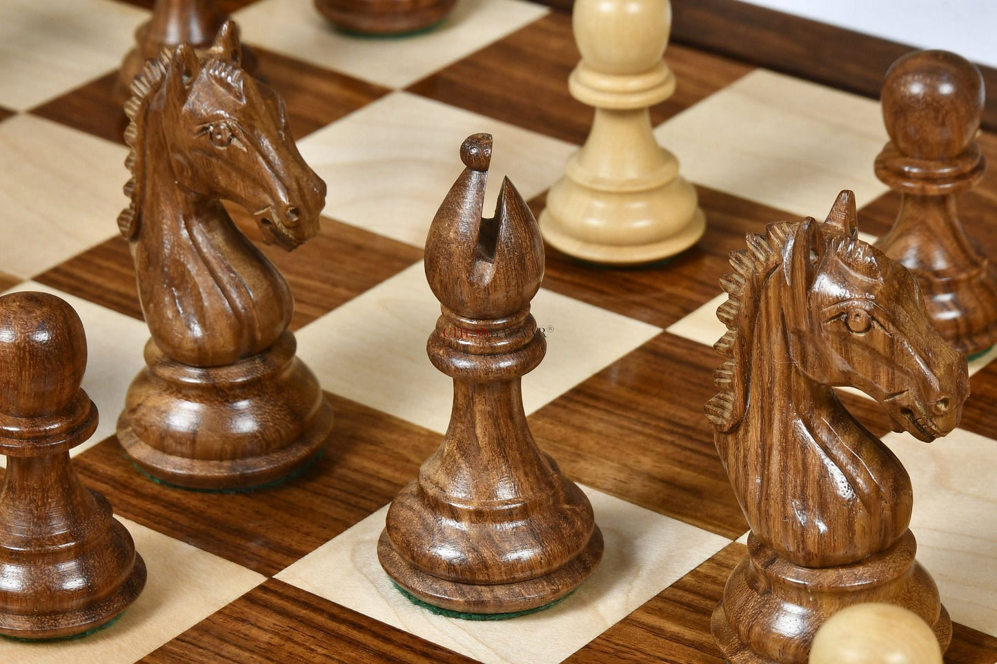 Derby Knight Staunton Weighted Chess Pieces in Sheesham & Boxwood - 4.1" King