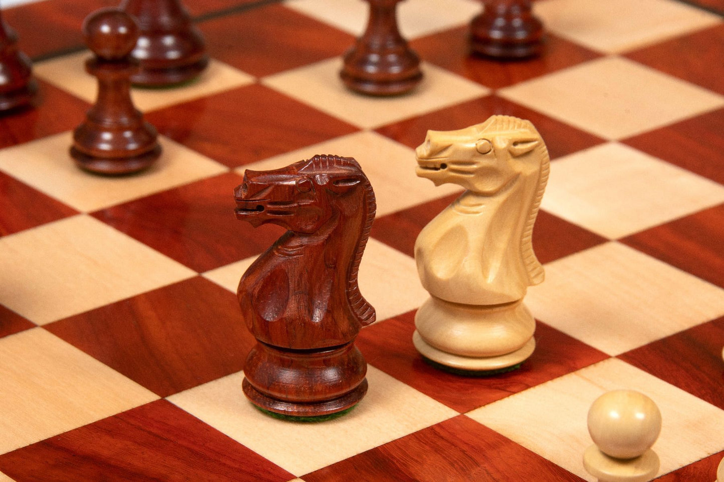 The Classic 101 Staunton Series Club Size Weighted Chess Pieces in BudRosewood & BoxWood - 3.0" King