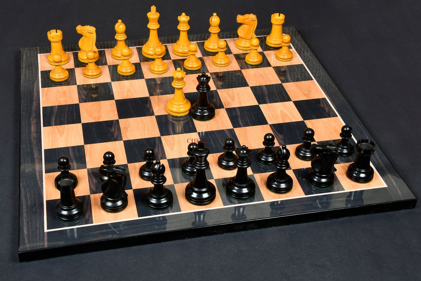 1972 Reproduced Fischer-Spassky Staunton Pattern Chess Pieces V2.0 in Ebonized Wood & Antique Boxwood - 3.75" King