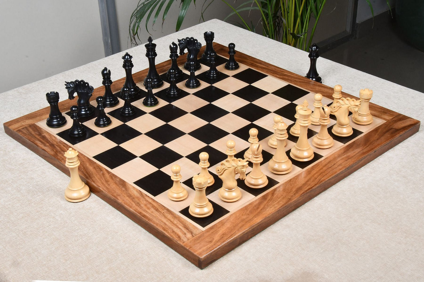 The Pegasus Series Artisan Staunton Chess Pieces version 2.0 in Ebony / Boxwood - 4.6" King