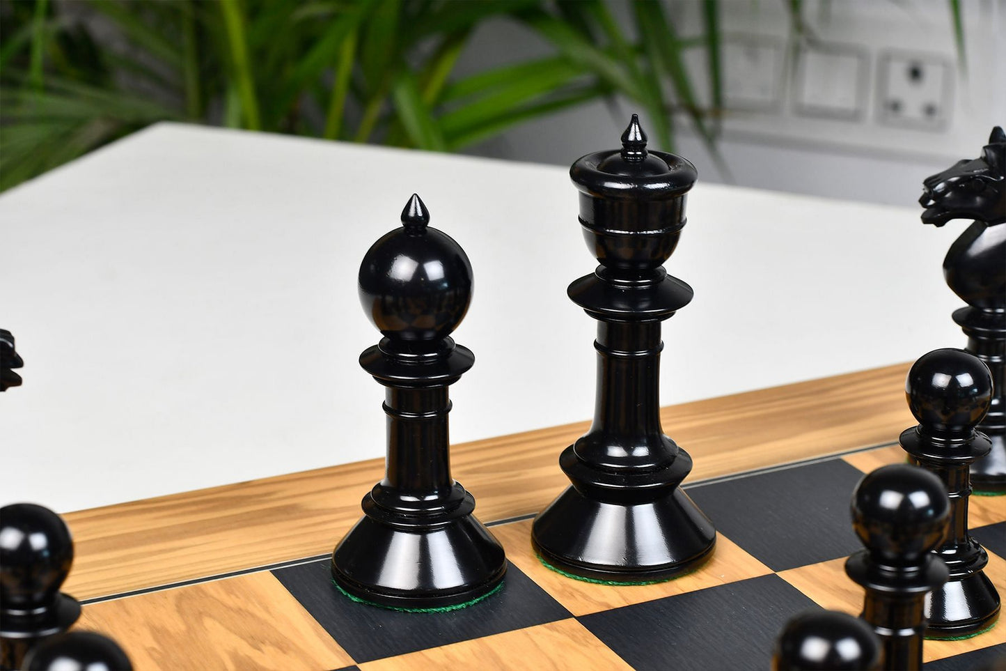 Exclusive Repro Old Antique Edinburgh Upright Chess Pieces in Distressed Boxwood and Ebonized Wood - 4.4" King with Extra Queens