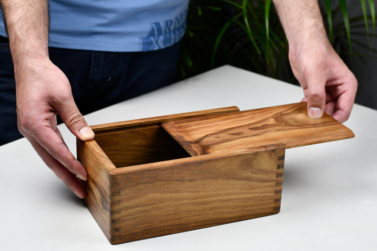 Tournament Chess Storage Box in Sheesham Wood for up to 3.8" Chess Set w/o Center Partition