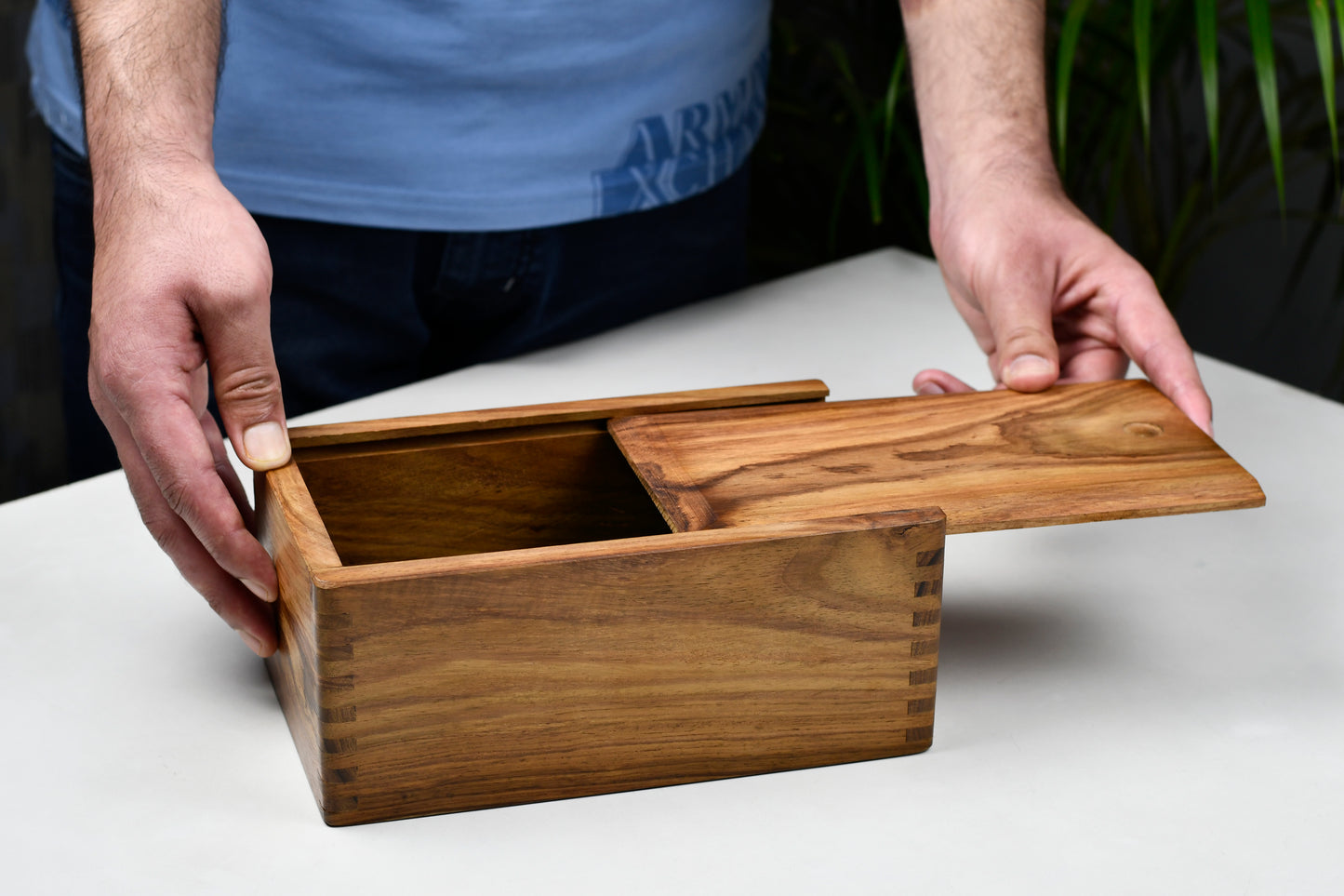Tournament Chess Storage Box in Sheesham Wood for up to 3.8" Chess Set w/o Center Partition