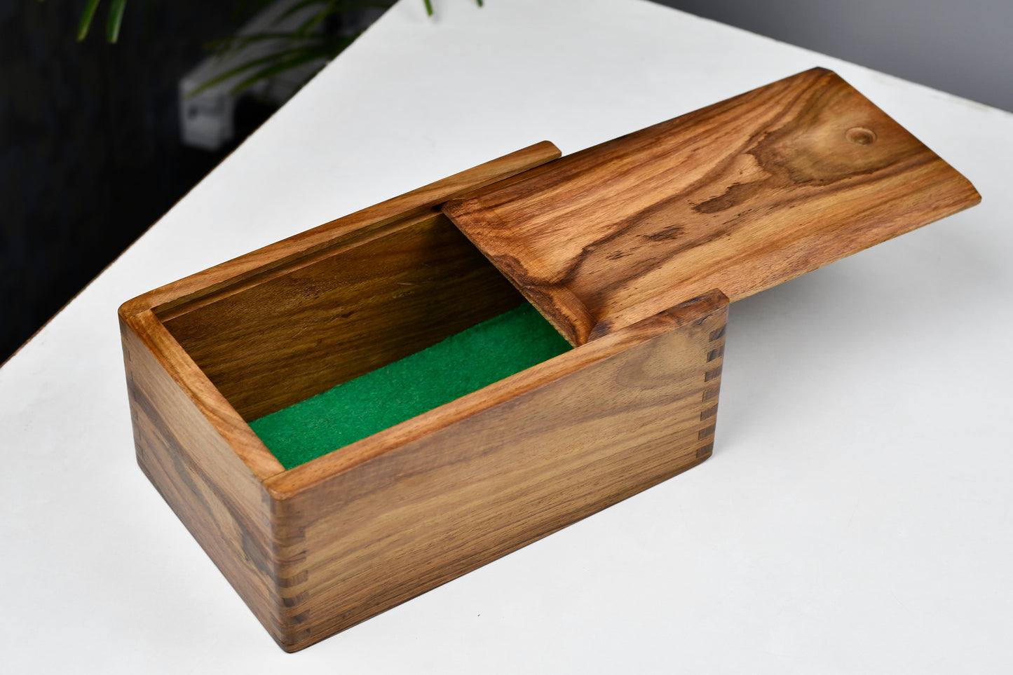 Tournament Chess Storage Box in Sheesham Wood for up to 3.8" Chess Set w/o Center Partition