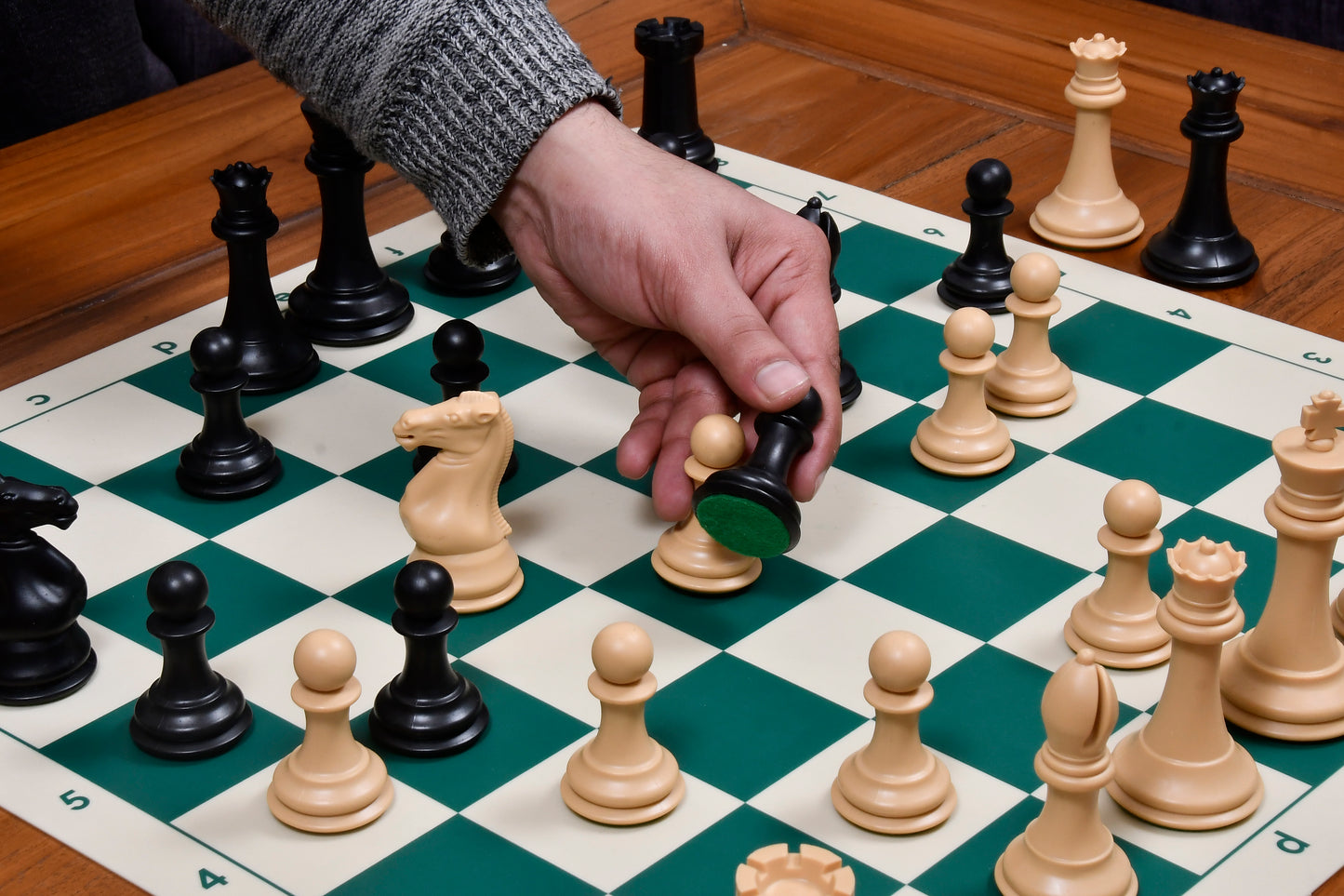 The Superior Staunton Series Quadruple Weighted Chess Pieces in Black Dyed & Natural White Solid Plastic - 4.1" King